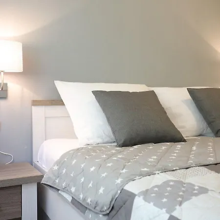 Holiday home Modern With Pool