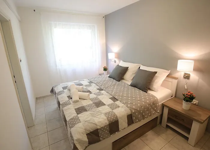 Modern With Pool Vakantiehuis